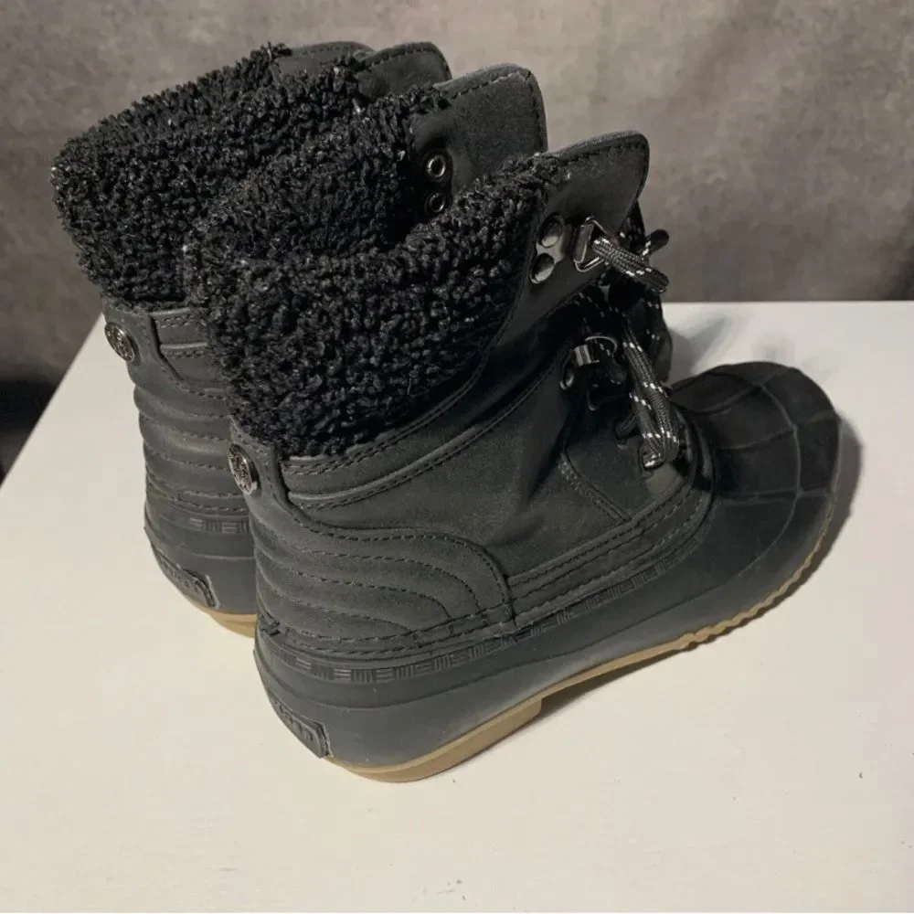 Tommy Hilfiger Women’s Rainah Snow Rain Boots, Black, SZ 6 Medium US